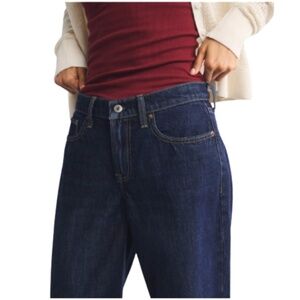 Abercrombie & Fitch Low Rise Ultra Loose Jean, Size 33